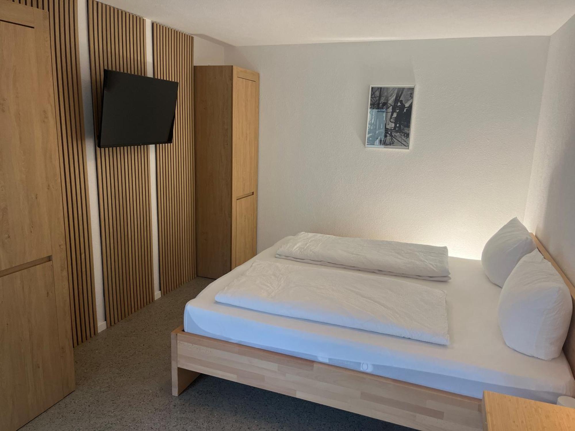 Hotel Seeadler FDH Exterior foto